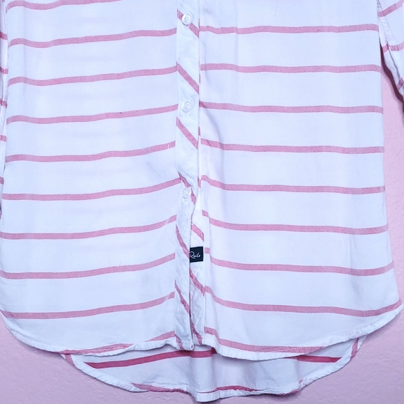 Rails Rocsi Button Down Striped Top - Picture 11 of 15